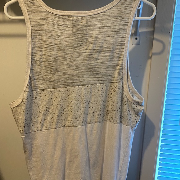 Off White tank top - Picture 2 of 3